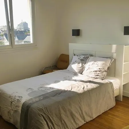 Privee Dans Un Quartier Calme Quarto em Acomodações Particulares *